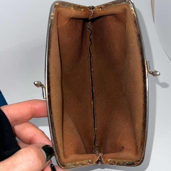 Louis Vuitton French Company Monogram French Twist Purse Kisslock Pouch Clutch - Picture 7 of 8